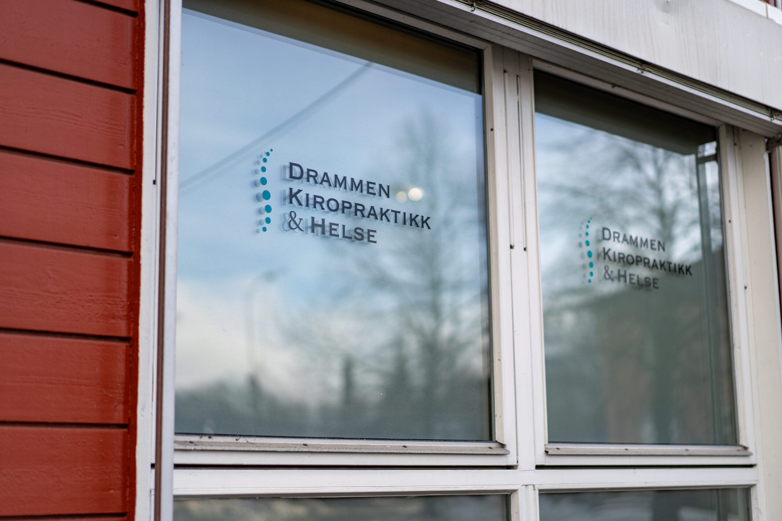 Fasade / Kontakt oss / Gyldenløve Brygge / Fysioterapeut / Drammen by / Et tverrfaglig behandlingstilbud / Drammen Kiropraktikk og Helse / Kiropraktor