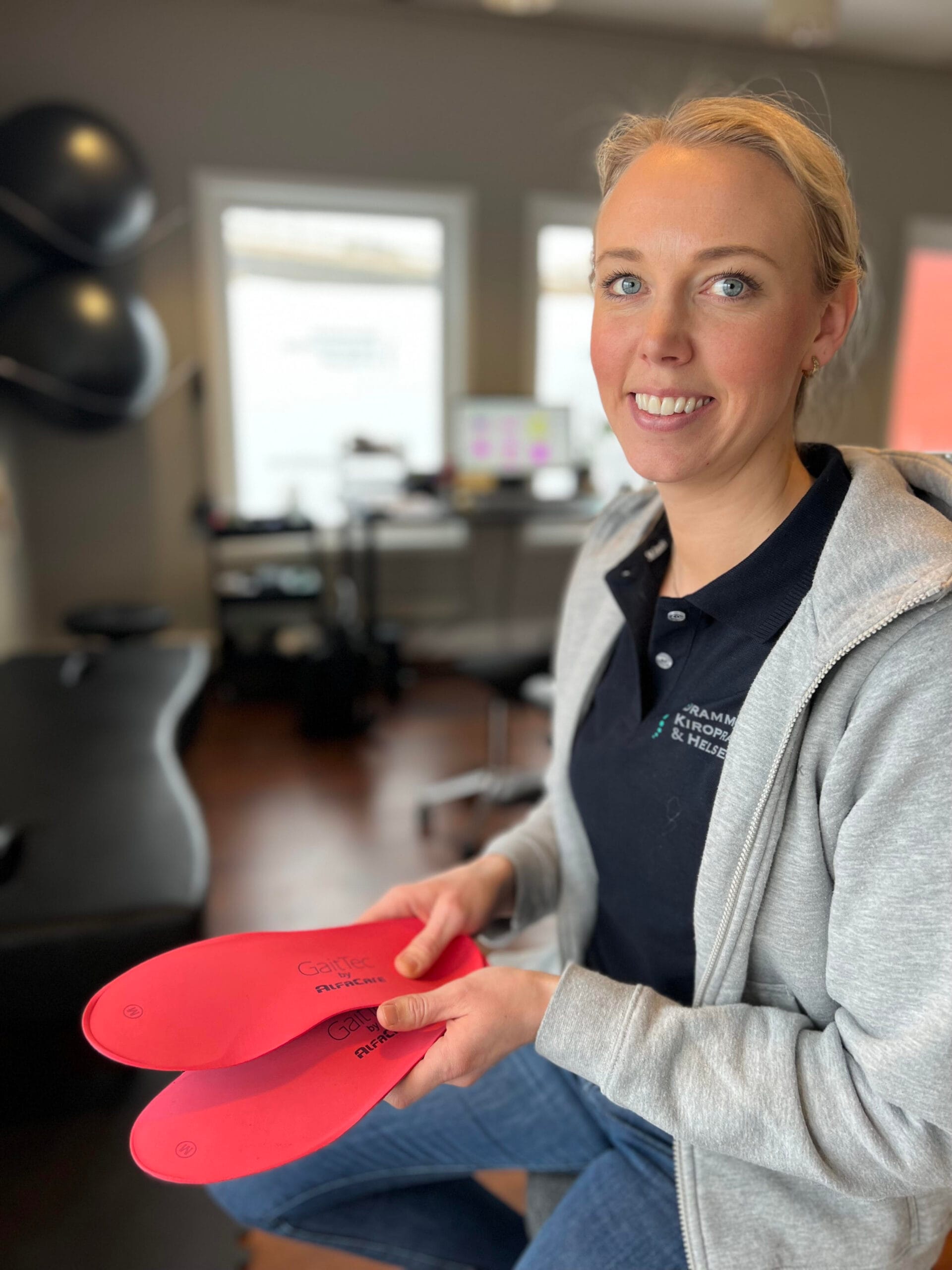 Sandra Furnes / Fotterapeut / Et tverrfaglig behandlingstilbud / Drammen Kiropraktikk og Helse / Kiropraktor og fysioterapeut