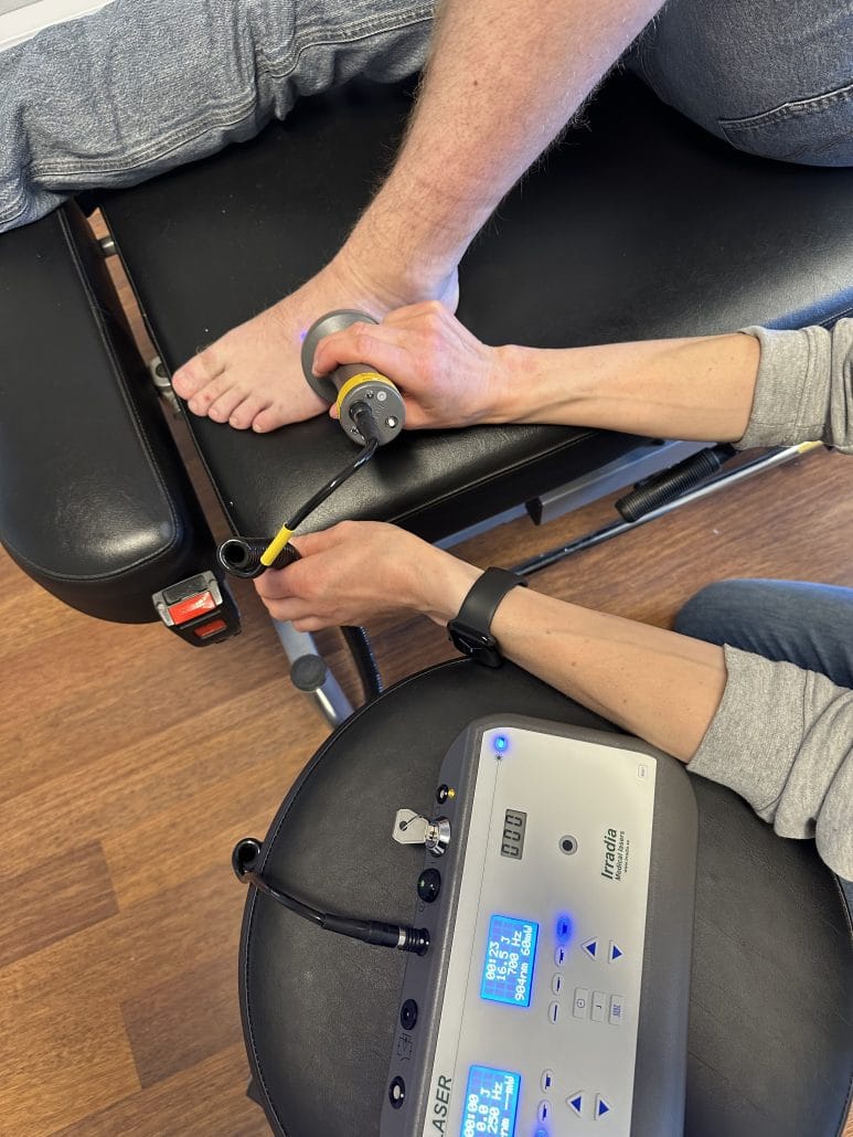 Medisinsk laser/ terapeutisk laser/ kiropraktor/ fysikalsk behandling/ Irradia